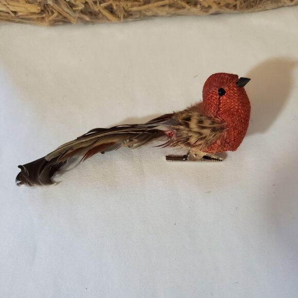 Rustic 5” Burlap Birds with Natural Feathers Clip Ornaments – Set of (3) - Picture 4 of 9